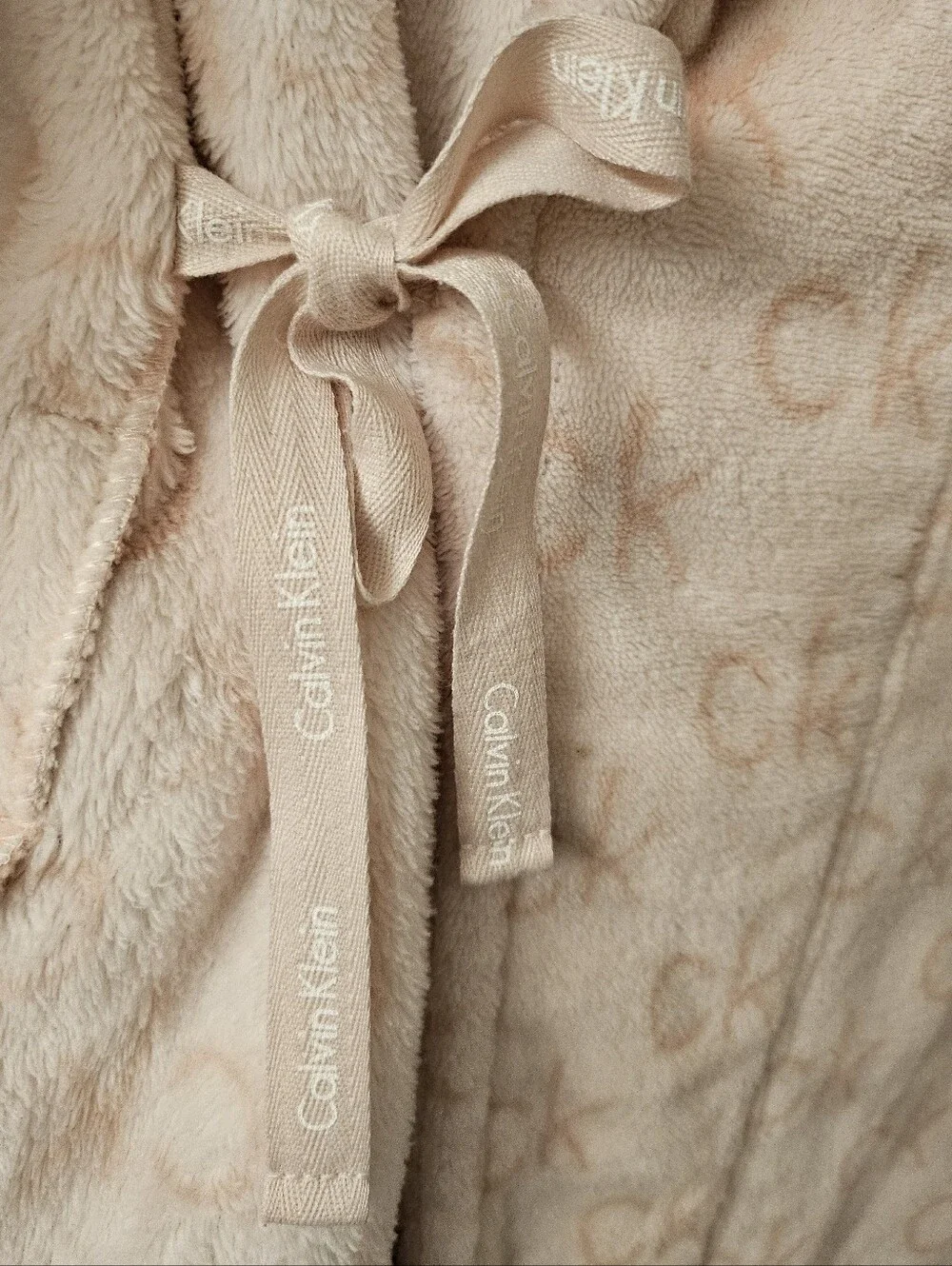 Calvin Klein Pink Logo Plush Shawl Collar Bath Robe